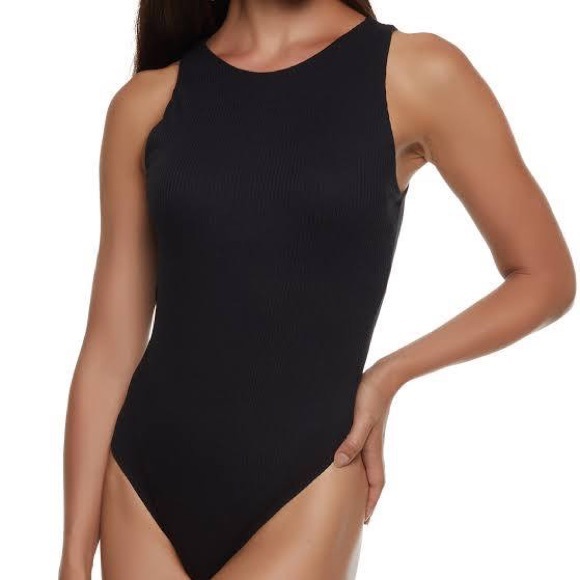 Princess Polly rib knit bodysuit - Picture 3 of 7